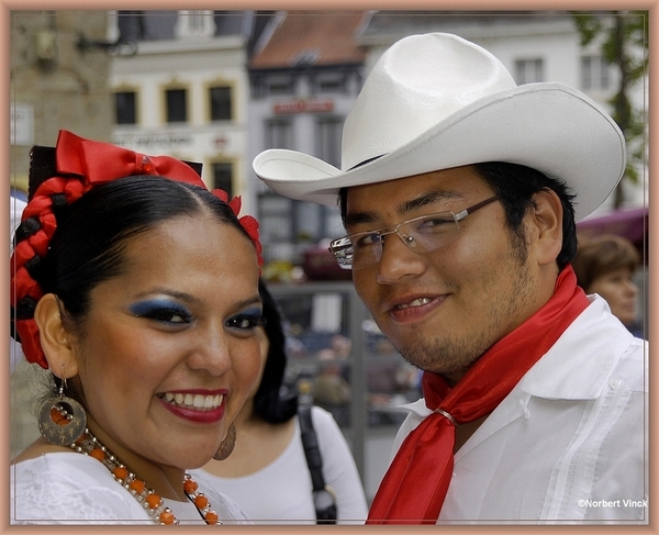 sized_sized_DSC31106a pikkeling 2011 aalst