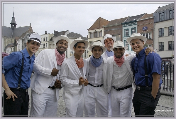 sized_sized_DSC31221a pikkeling 2011 aalst