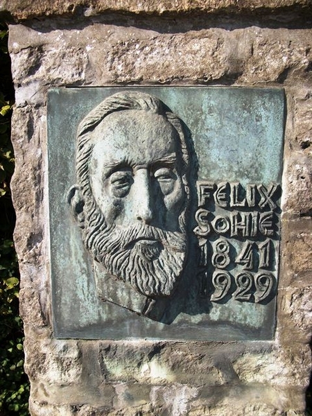 09-Druivenpionie- legde in 1862 de druiventeeld onder glas