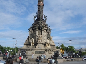 monument a Colom