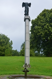 Landhuis Rottneros met beeldentuinen