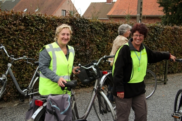 laatste fietsnamiddag 5-10-2011 055