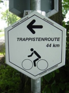 Trappistenroute -bord 44 km
