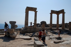 305 Rodos  -  Lindos en acropolis