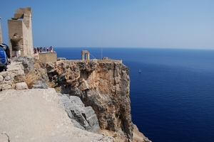 325 Rodos  -  Lindos en acropolis