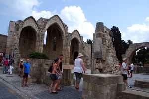 530 Rodos stad -  ruines van Virgin...  kerk