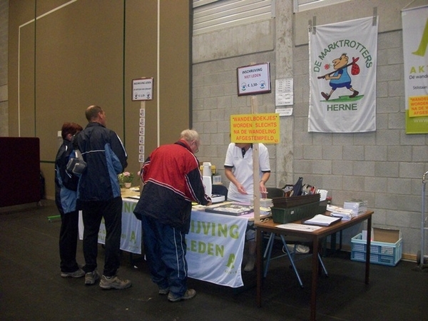 005-Inschrijving met 695 deelnemers