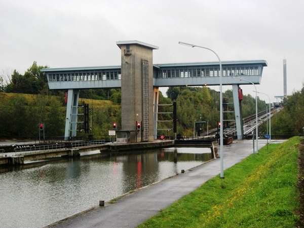 119-Zicht op het hellend vlak-Ronquires