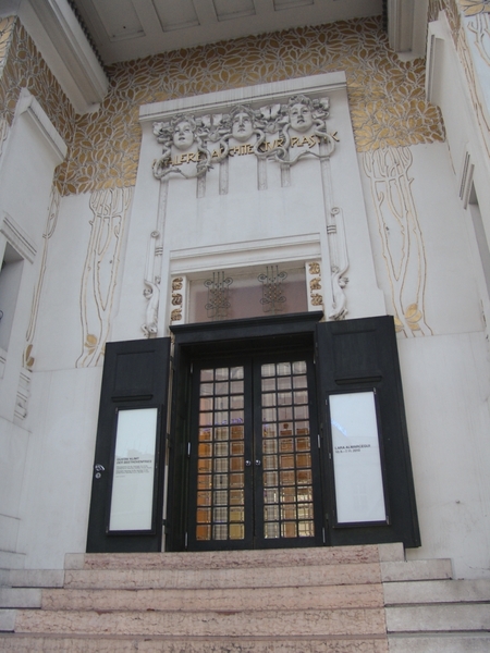 Wandeling 5 - Sezessionsgebude