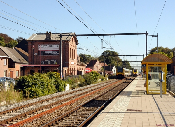 LIJN15 BOECHOUT 20160927 (3) met 4161-4171 & 08117