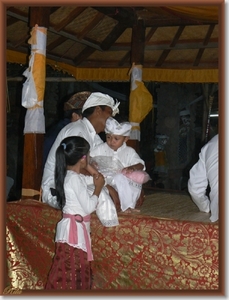 Ceremonie Pura Dalem Anturan