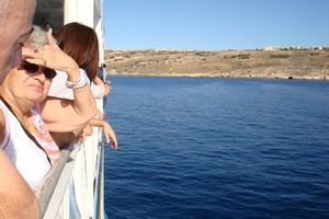 de ferry naar Gozo
