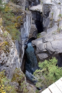 Icefields Parkway - Mistaya Canyon