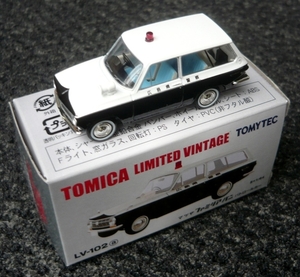 P1320698_Tomica_TLV_102a_Mazda FamiliaVanHiroshimaPatrol