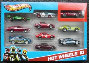 P1320895_HotWheels10_MazdaRX7SAbourgundi&white_&ToyotaCelicaRedBl