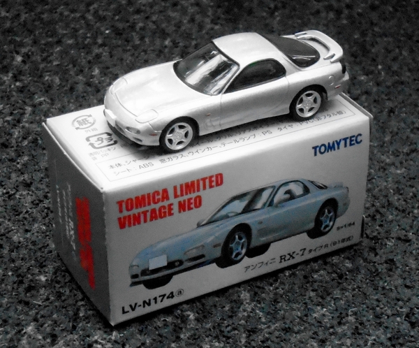 DSC05943_Tomica-Limited-Vintage-Neo__TLV-N174a_Mazda-Infinite-RX-