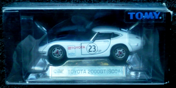 P1430745_Tomica-Limited_0040_ Toyota-2000GT_SCCA-racing_white-blu