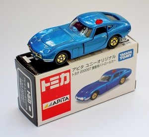 DSCN7551_Tomica-Apita_Toyota-2000GT_Police-patrol_blue-red-teardr