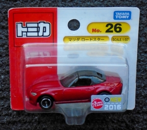 DSC04828_Tomica_026-8_Mazda-MX-5-ND-Miata-Eunos-Roadster_Red-2016