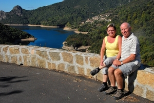 Verliefd koppel aan Barrage de Tolla