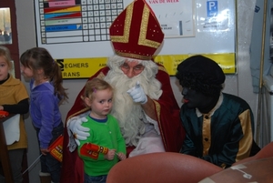 Sinterklaas bij FC Valencia 2011  (035)