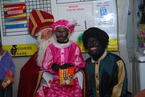 Sinterklaas bij FC Valencia 2011  (043)