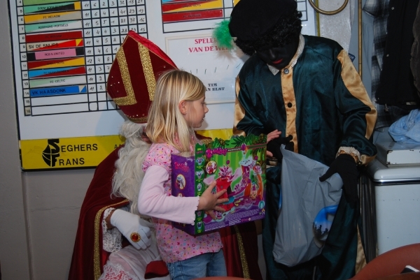 Sinterklaas bij FC Valencia 2011  (063)