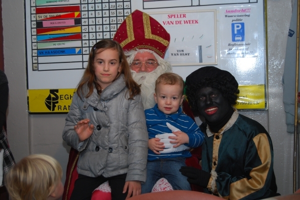 Sinterklaas bij FC Valencia 2011  (091)