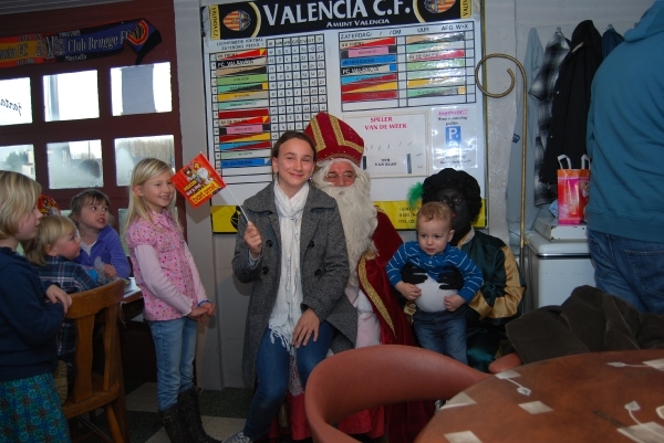 Sinterklaas bij FC Valencia 2011  (104)