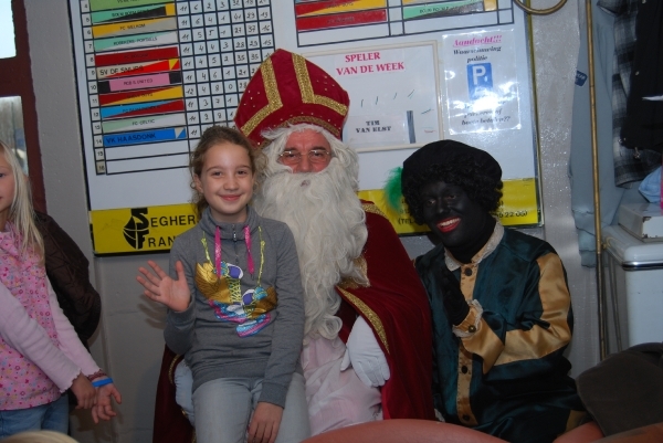 Sinterklaas bij FC Valencia 2011  (111)