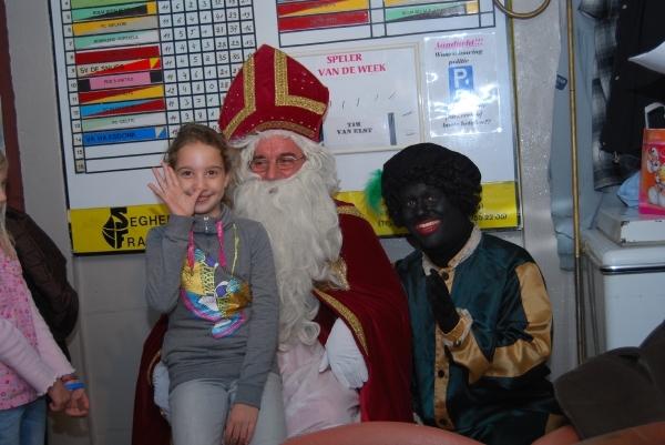 Sinterklaas bij FC Valencia 2011  (112)