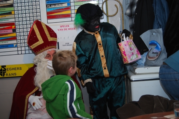 Sinterklaas bij FC Valencia 2011  (119)