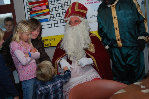 Sinterklaas bij FC Valencia 2011  (136)