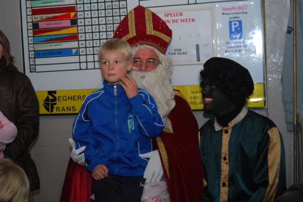 Sinterklaas bij FC Valencia 2011  (148)