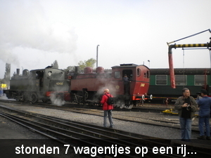 stonden 7 wagentjes, netjes op een rij...
