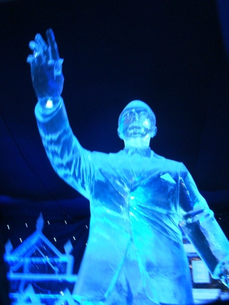 BRUGGE NOVEMBER 2011 IJSCULPUREN 070