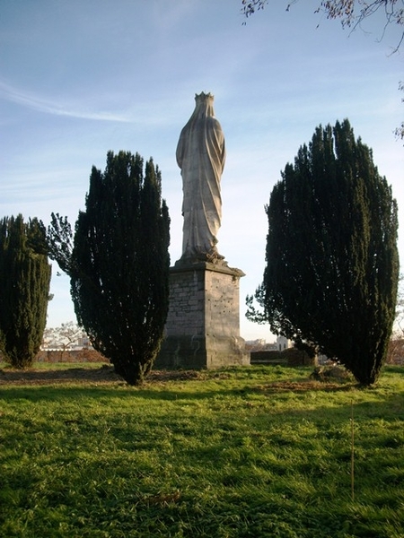 053-O.L.Vrouwbeeld-10m hoog