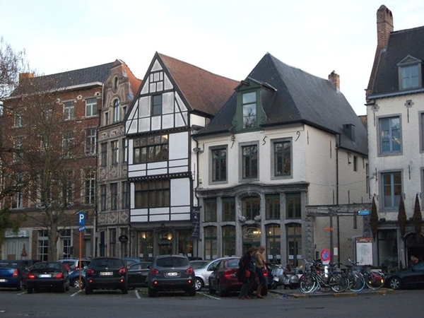 110-Vismarkt