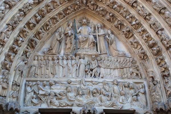043Parijs dec 2011 - busrit en Notre Dame