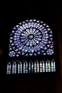 067Parijs dec 2011 - busrit en Notre Dame