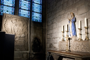 082Parijs dec 2011 - busrit en Notre Dame