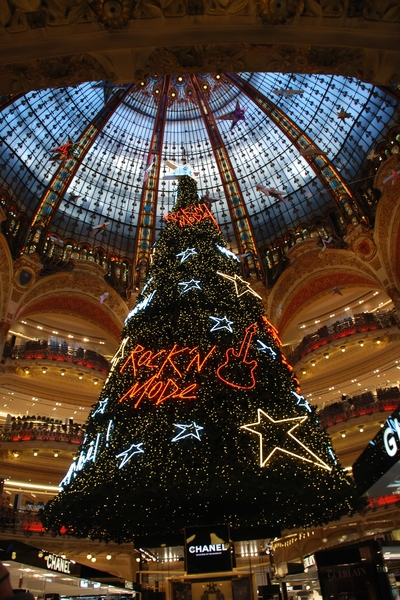 436Parijs dec 2011 - La Fayette