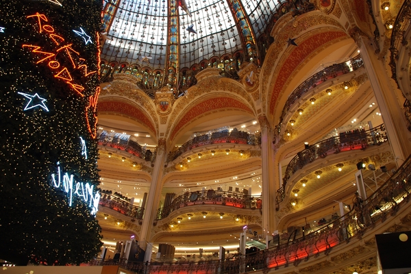 441Parijs dec 2011 - La Fayette