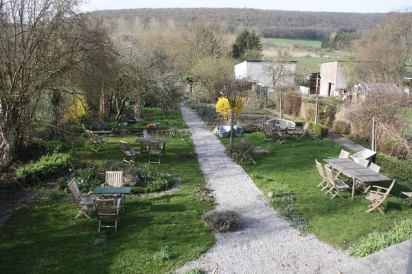 april 2011 8