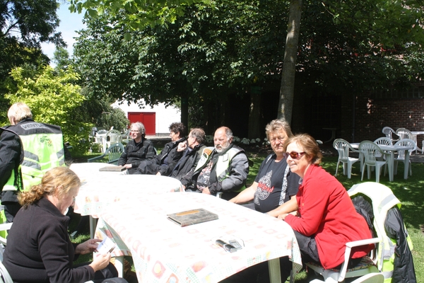 JUNI2011-27