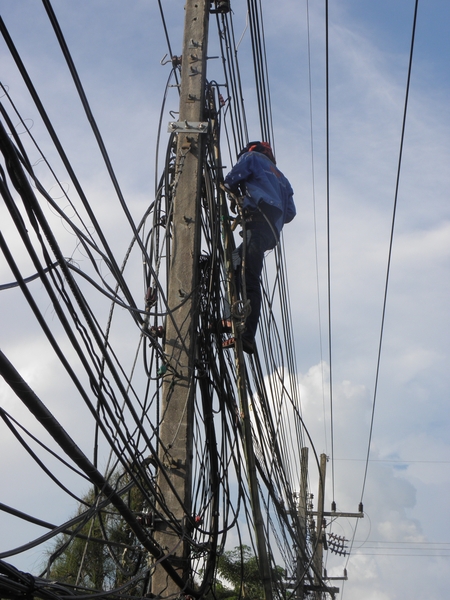 PB010215-werken aan het net