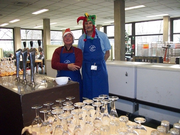 002-De Brugsche Globbetrotters