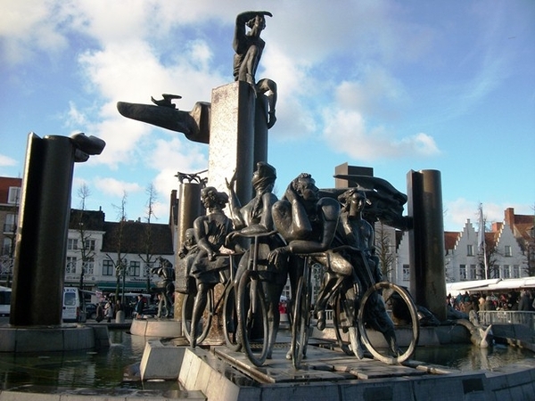 034-Beeldengroep fontein-'t Zand