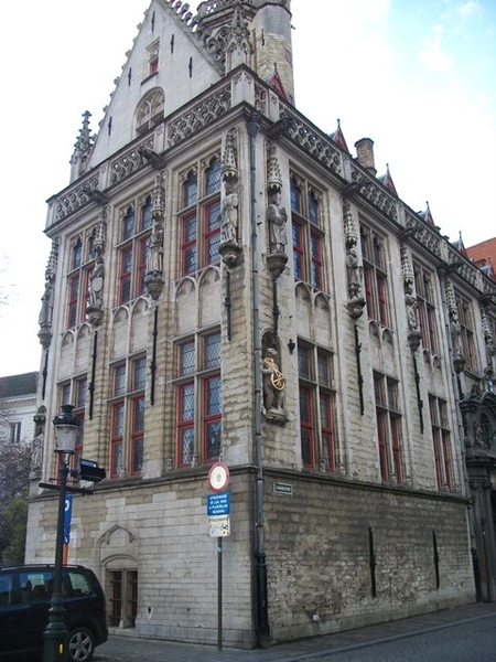 131-Poortersloge-gebouwd tussen 1395-1417-