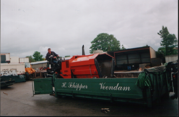 fietspadmachine in container